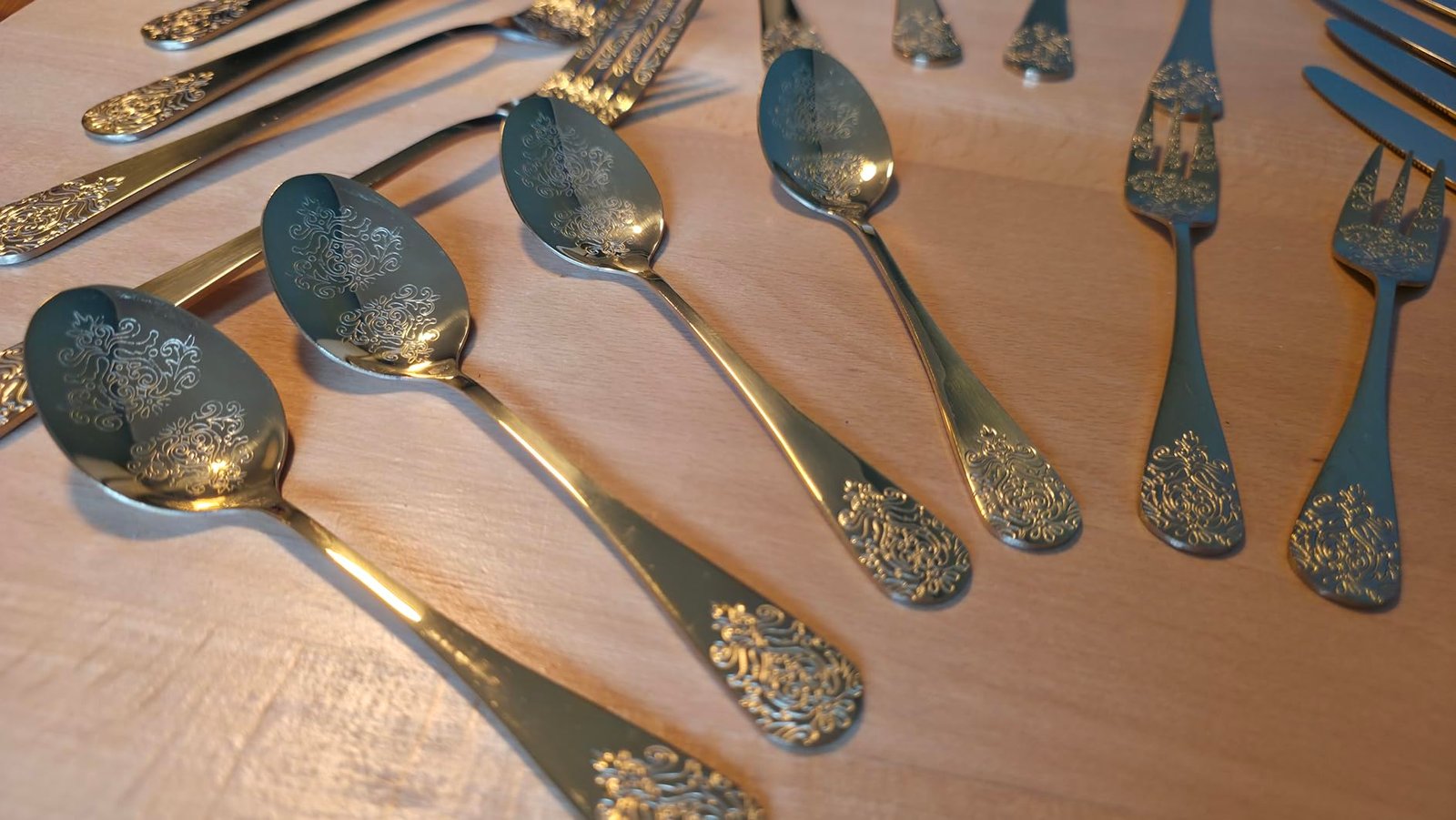 Recenzie Elena Ionescu